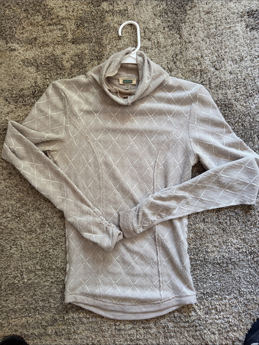 gimmicks by BKE Beige Textured Boho Turtleneck Top